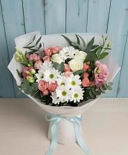 Букет цветов из:  Розы, Лизиантусы и Хризантемы в Урушу