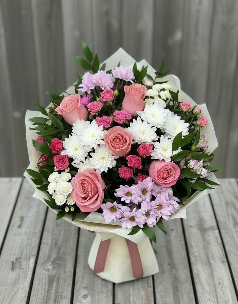Букет цветов из: Альстромерии, Гвоздики, Розы и Хризантемы в Урушу