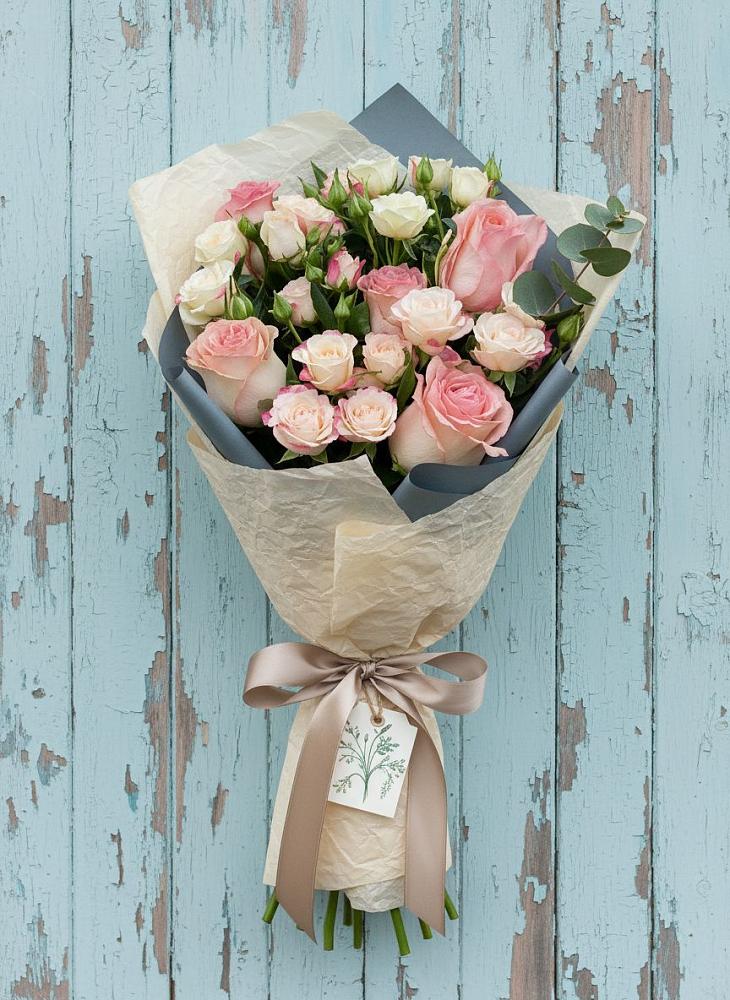 Букет цветов из: Розы в Урушу