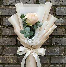 Букет цветов из:  Розы в Урушу