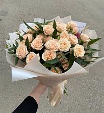Букет Кремовые розы Латте в Урушу