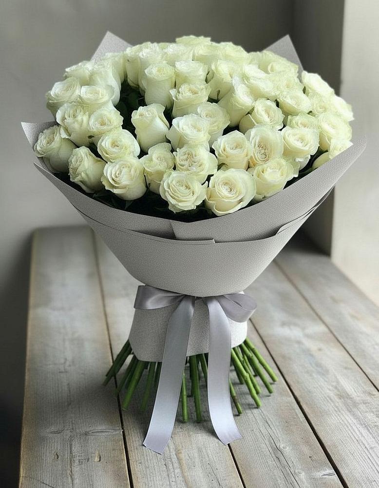 Букет 35 Белых роз в Урушу