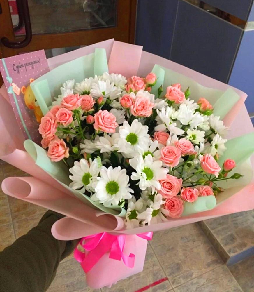 Букет цветов из: Розы и Хризантемы в Урушу