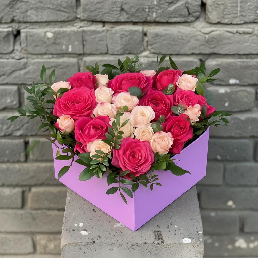 Цветочная композиция из Розы в коробке в Урушу