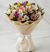 Букет цветов из:  Альстромерии в Урушу