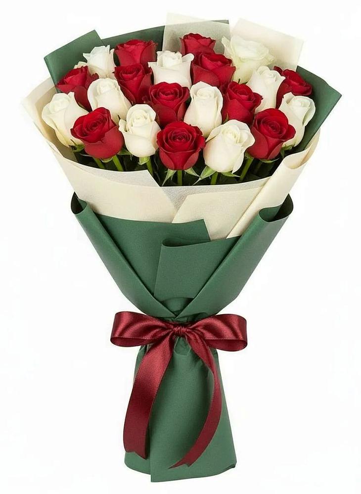 Букет Микс из красных и белых роз в Урушу