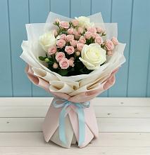 Букет цветов из:  Розы в Урушу
