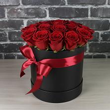 Цветочная композиция из Розы в шляпной коробке в Урушу