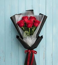 Букет цветов из:  Розы в Урушу