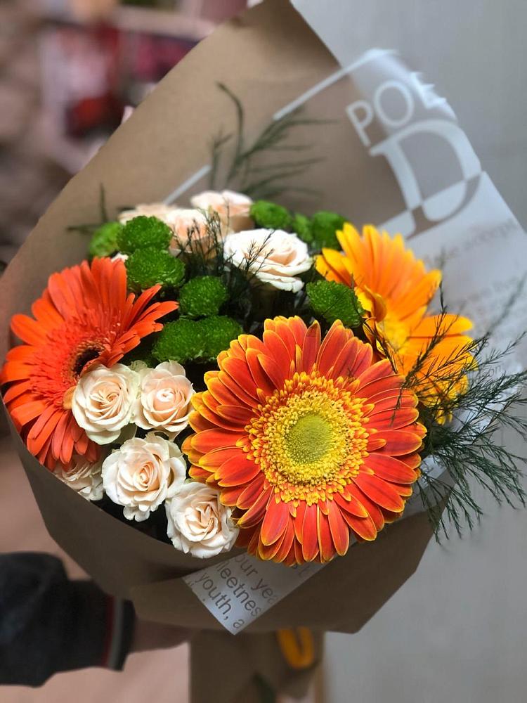 Букет цветов из: Герберы, Хризантемы и Розы в Урушу